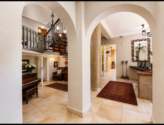 5 BEDROOM HOUSE FOR SALE IN THREE RIVERS